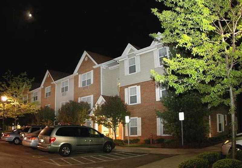 Towneplace Suites By Marriott East Lansing Exterior photo